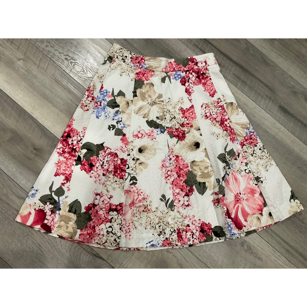 White House Black Market Floral A-Line Skirt Pink Cream Textured Size 2